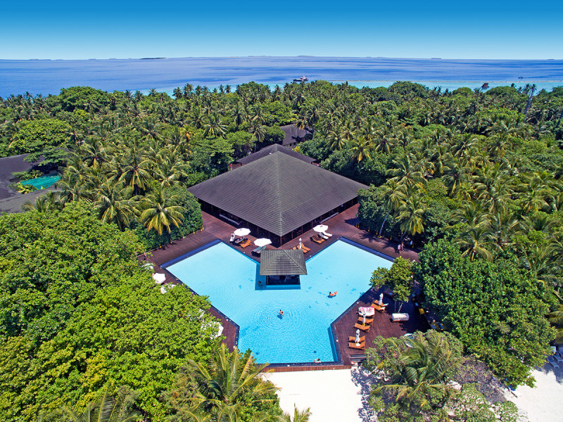 Adaaran Select Meedhupparu Island Resort