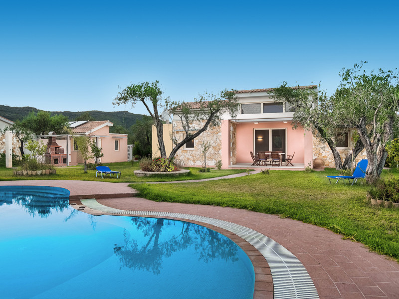 Three Stars Beach Hotel