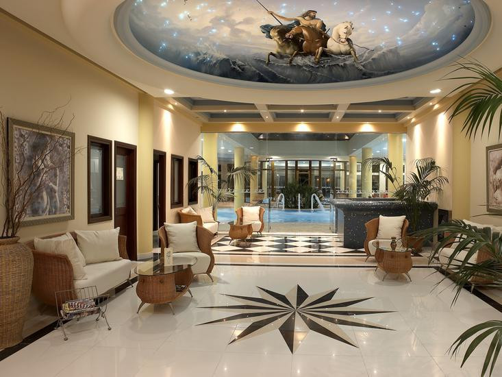 Atrium Palace