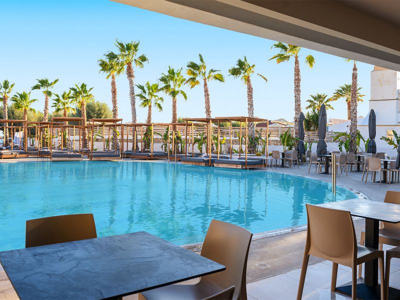 Costa Lindia Beach Resort & Spa