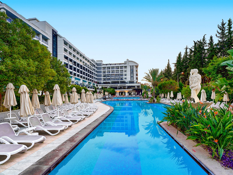 Seaden Valentine Resort & Spa