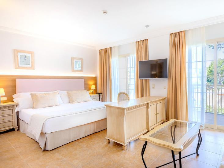 VIVA Cala Mesquida Suites