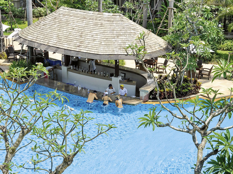 Ravindra Beach Resort 