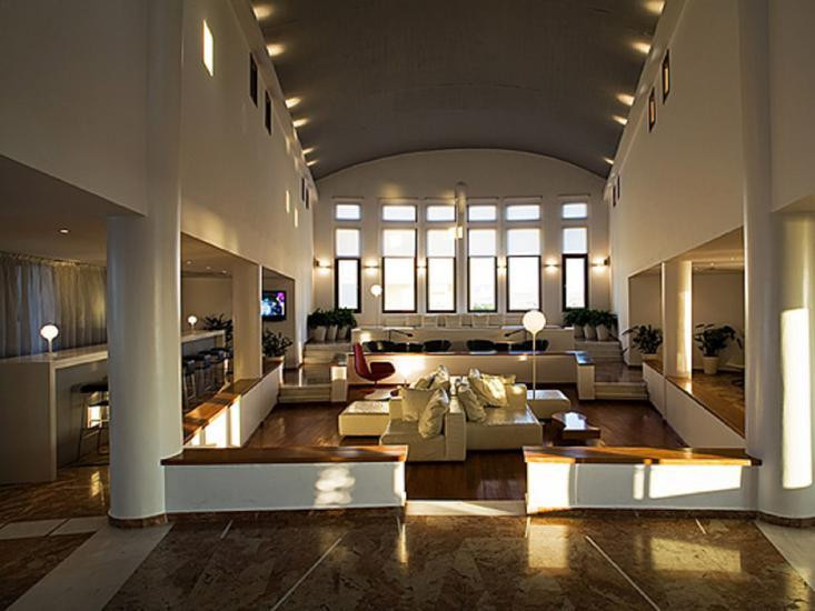 Majestic Hotel