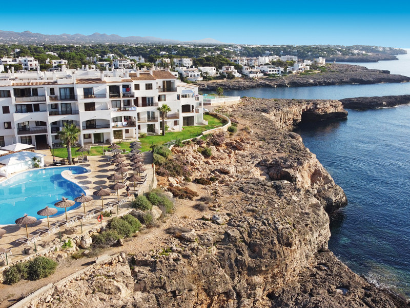 Hotel AluaSuites Las Rocas