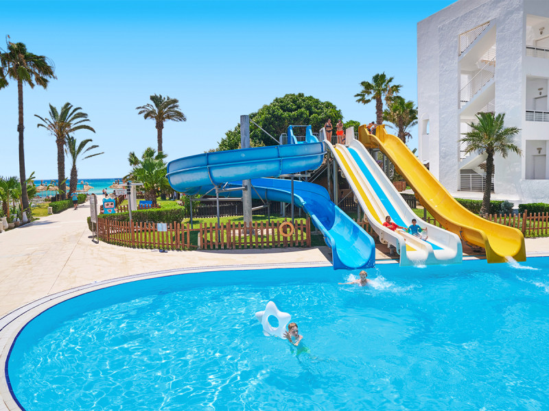 Hotel Nozha Beach Resort