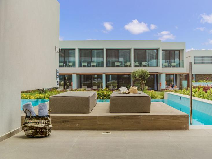 Gennadi Grand Resort