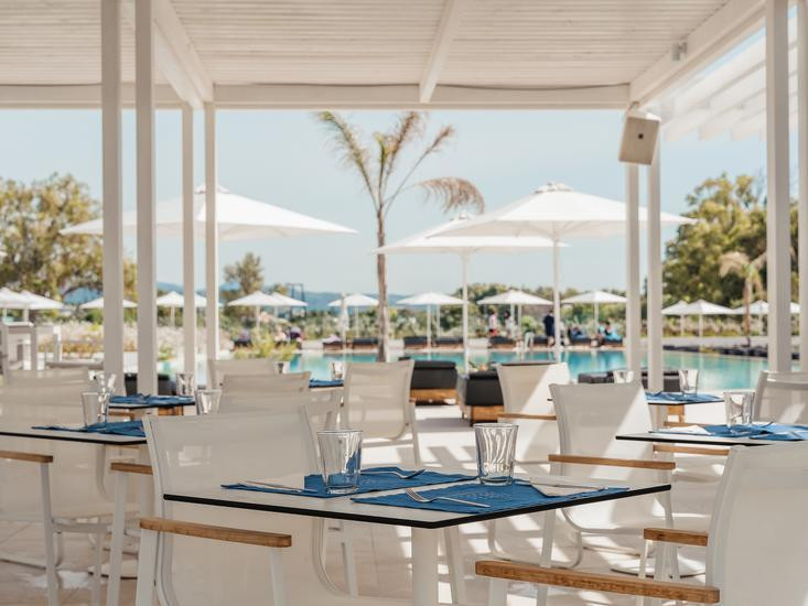 Gennadi Grand Resort