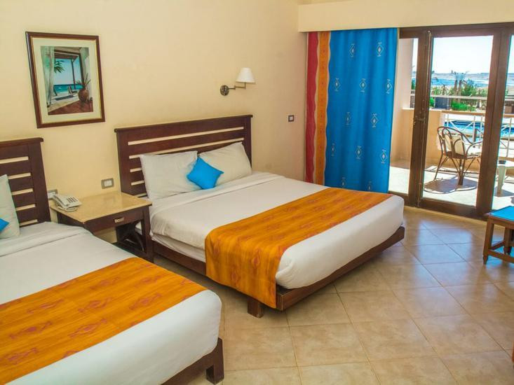 Viva Blue Res. And Diving