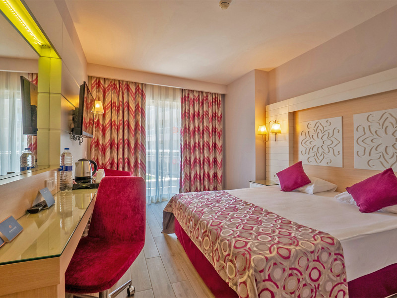 Hotel Sunmelia Beach