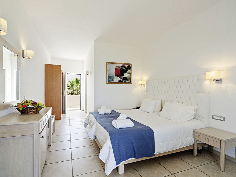 Hotel Delfina Tropic Beach