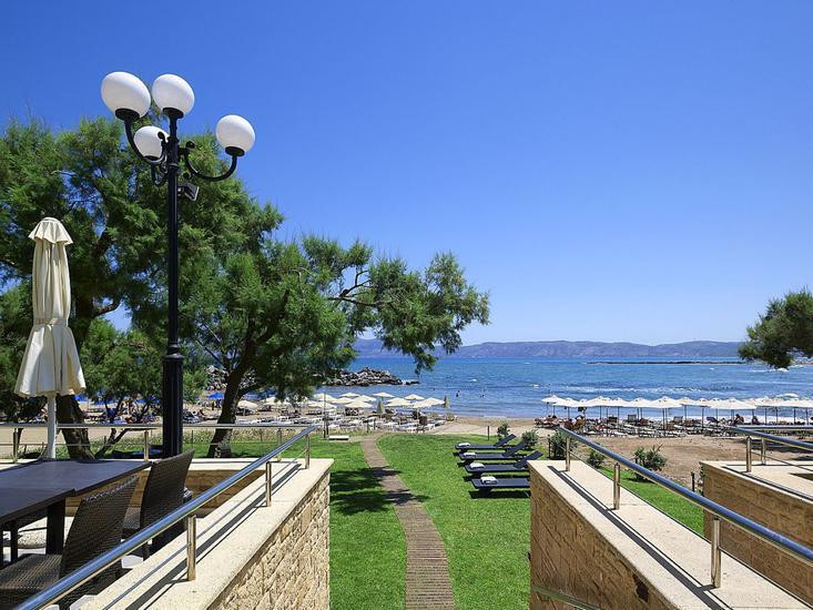 Molos Bay Hotel