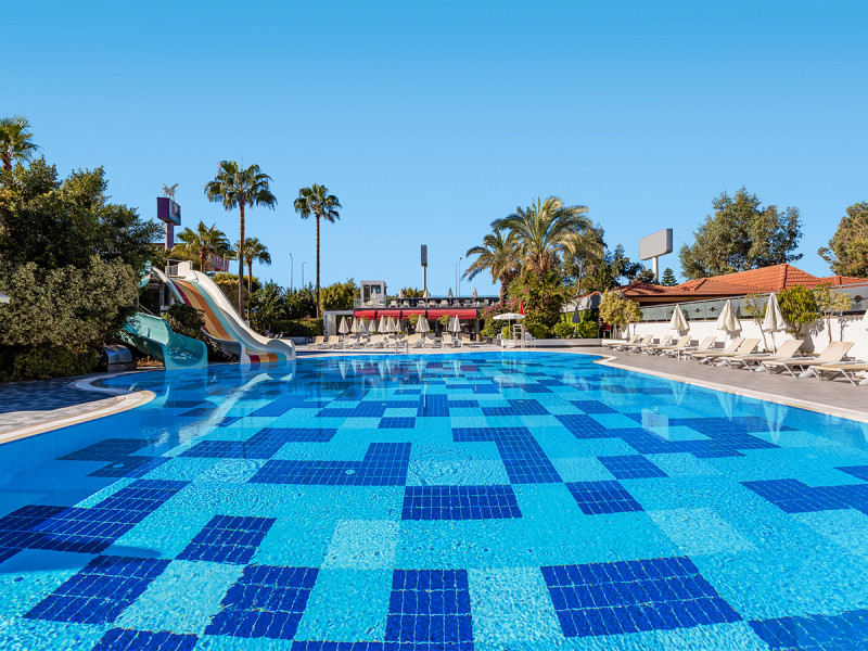 Hotel White City Beach