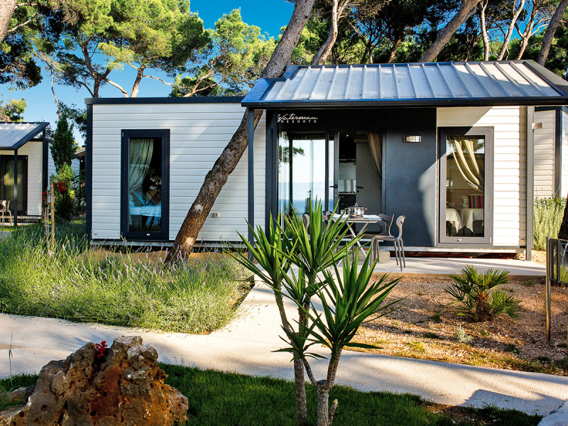 Waterman Beach Village camp & glamping