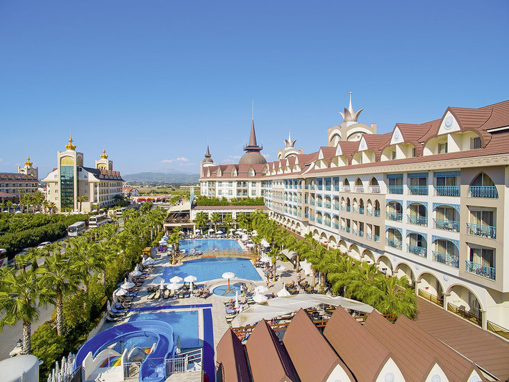 Hotel Side Crown Palace