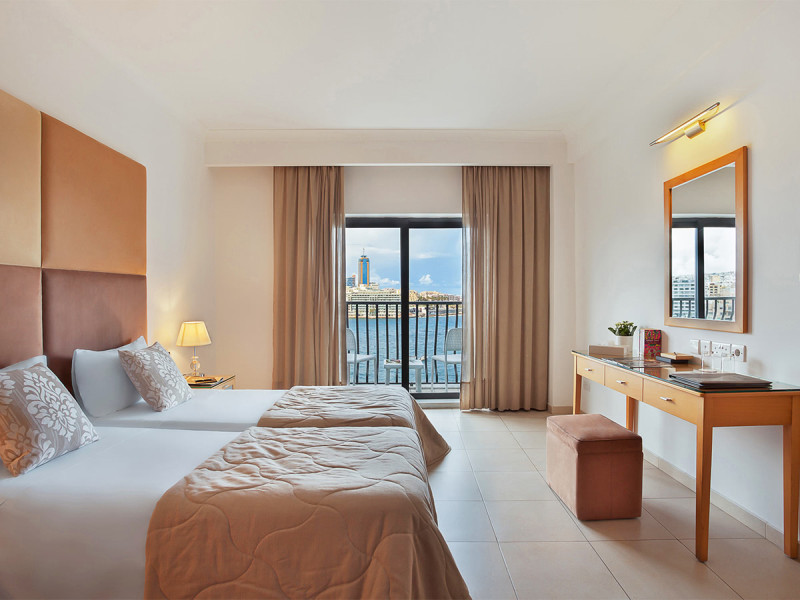 Hotel Plaza & Plaza Regency