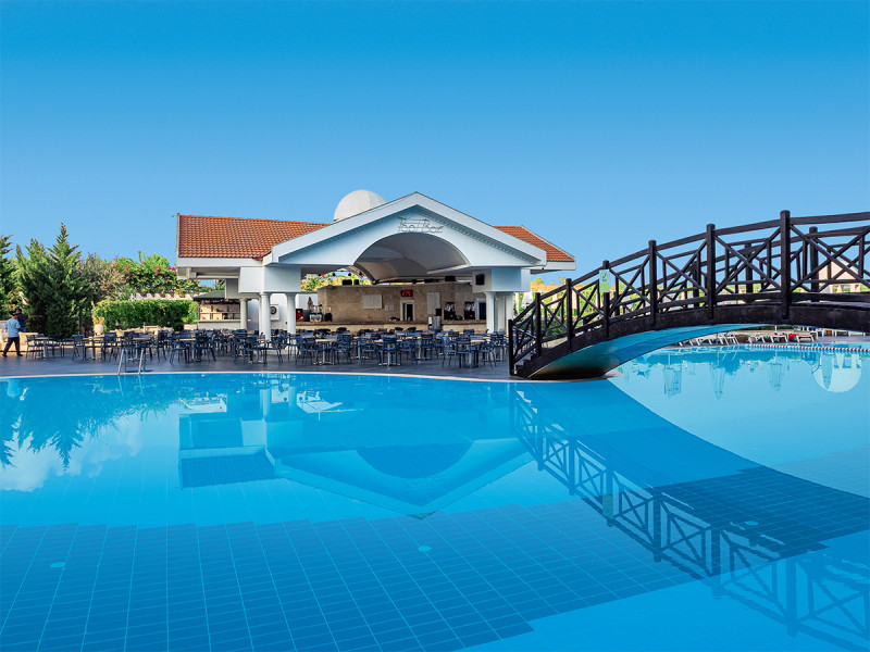 Roma Beach Resort & Spa