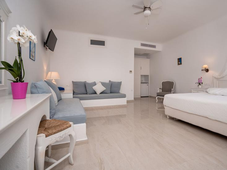 Kamari Hotel Mykonos