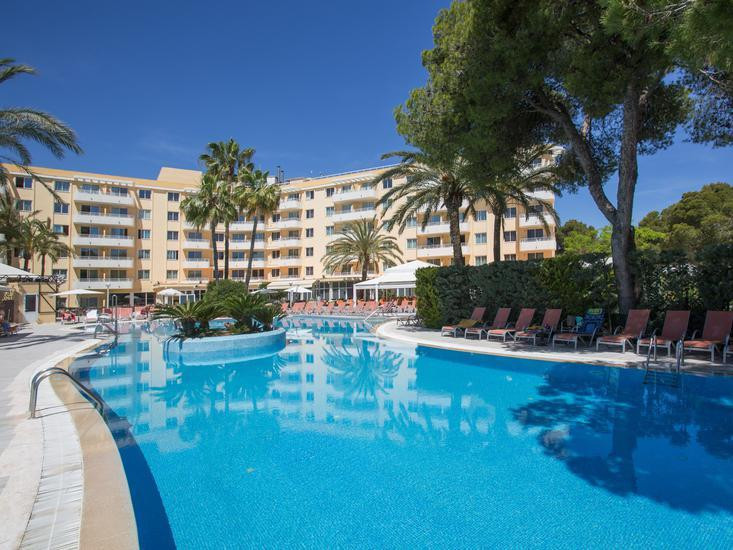 Ivory Playa Aparthotel