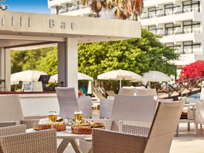 Hotel Grecian Bay