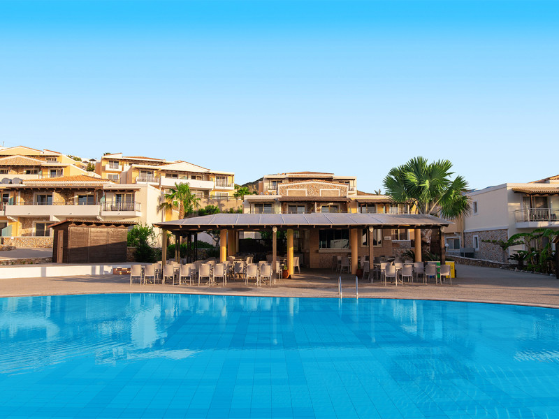 Grand Blue Beach Hotel