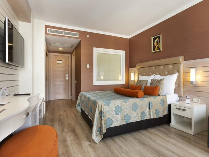 Orange County Kemer Hotel