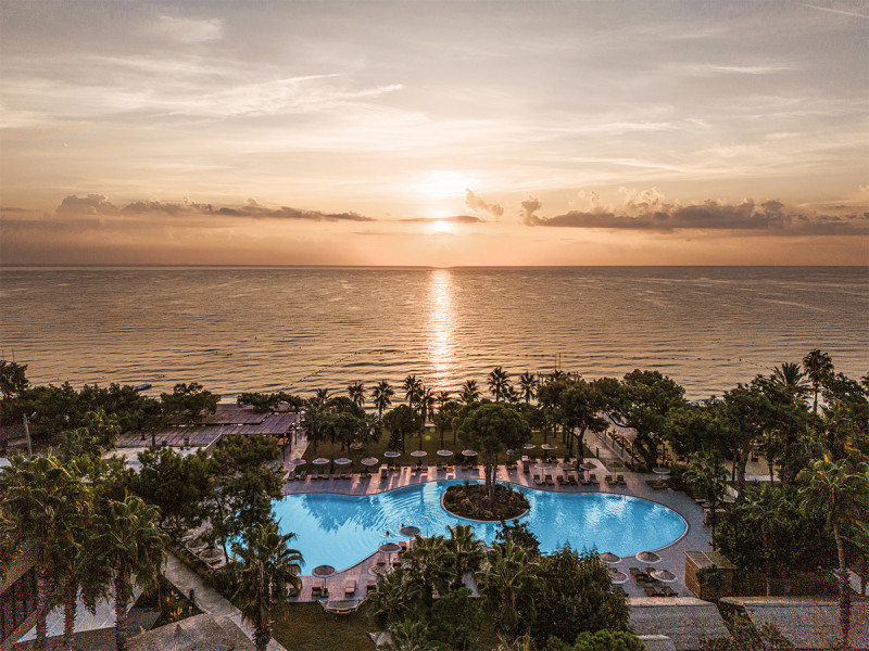 Hotel Balmy Beach Resort