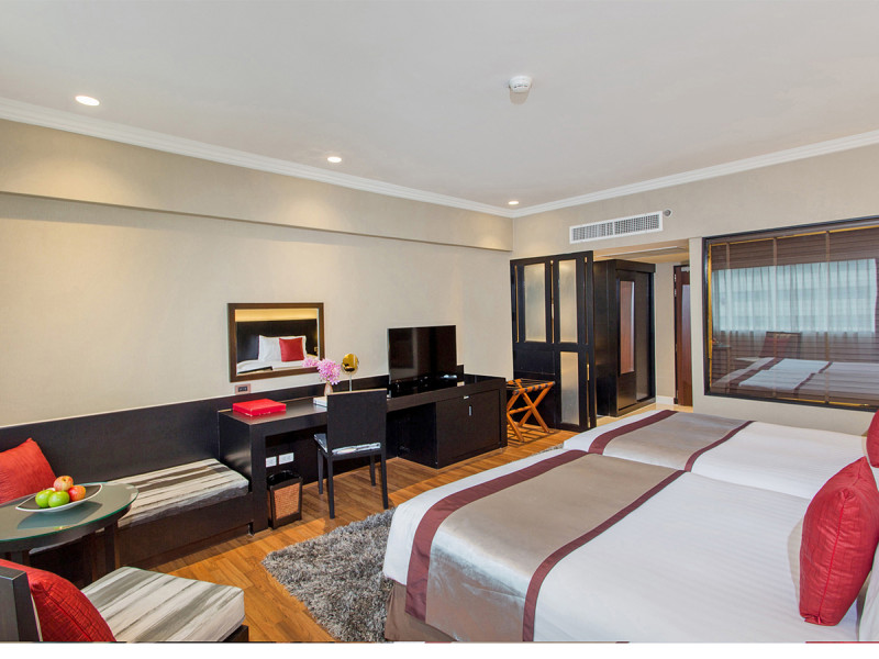 Ramada Plaza By WyndhamMenam Riverside
