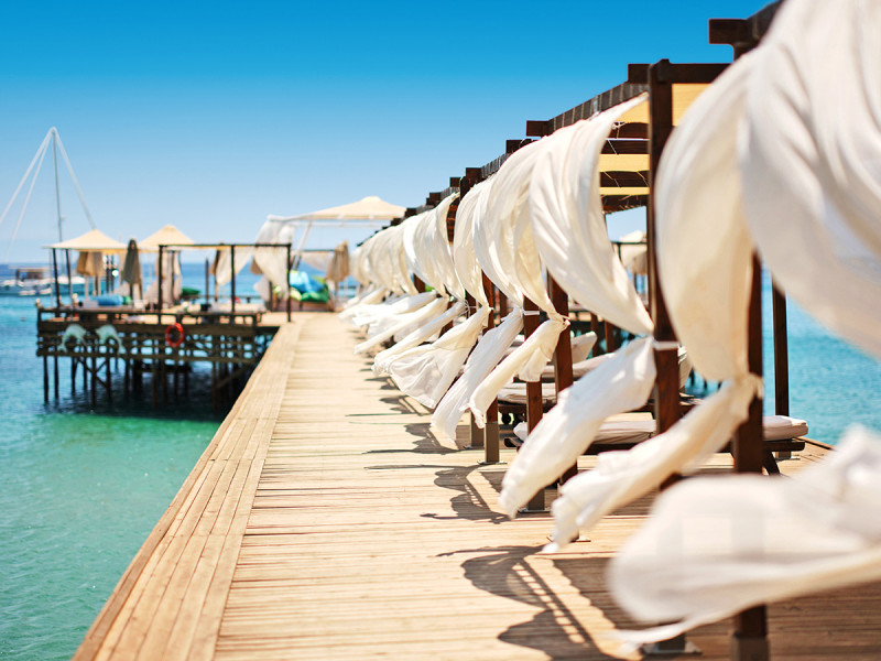 Laur Hotels Experience Elegance