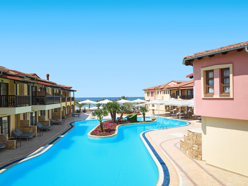Anthemus Sea Beach Hotel & Spa