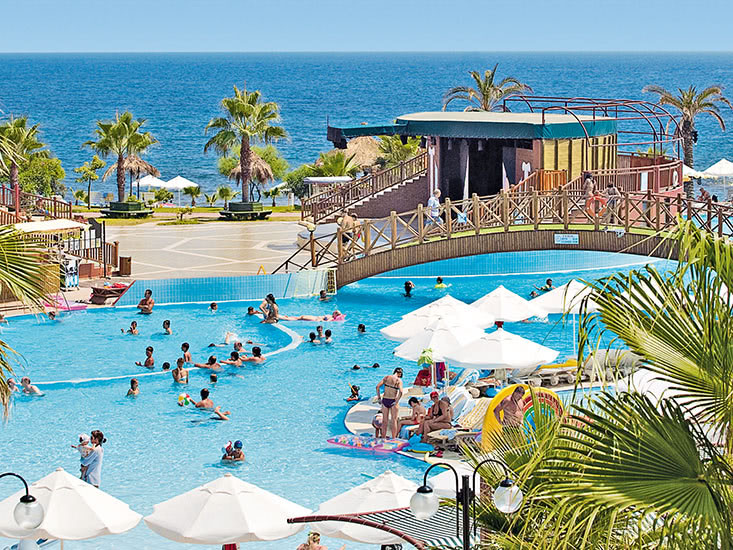 Oz Hotels Incekum Beach Resort