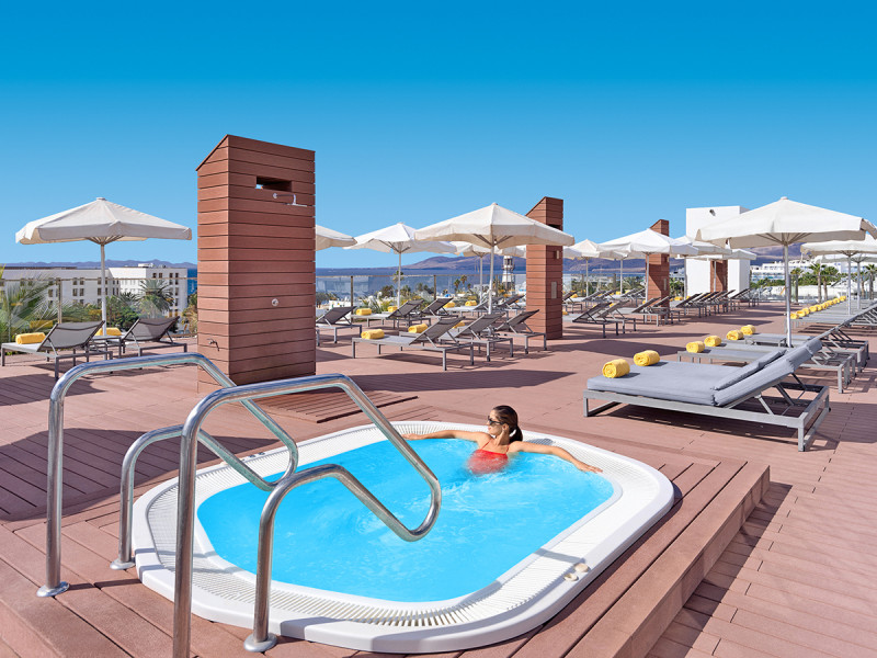 Plus Fariones Apartamentos