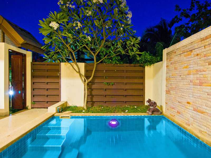 Coco Palm Beach Resort