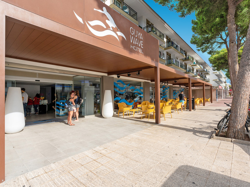 Hotel Guya Wave