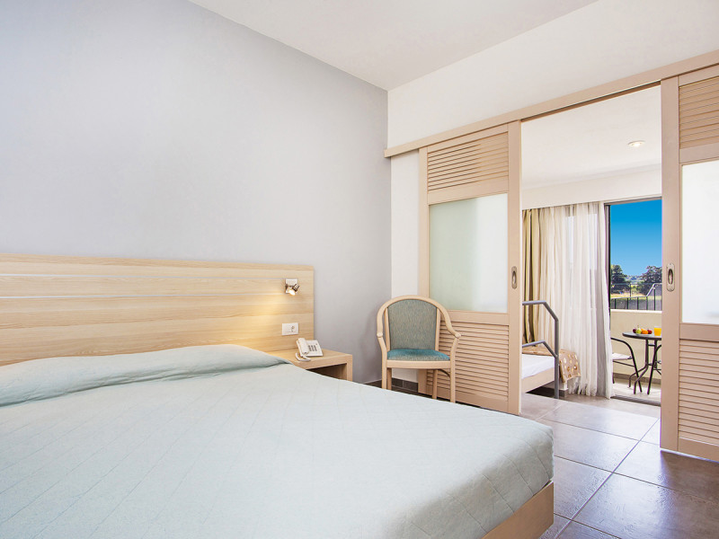 Hotel Niriides