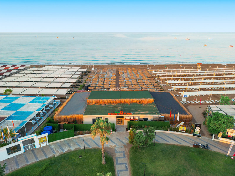 Hotel Dream Fun World