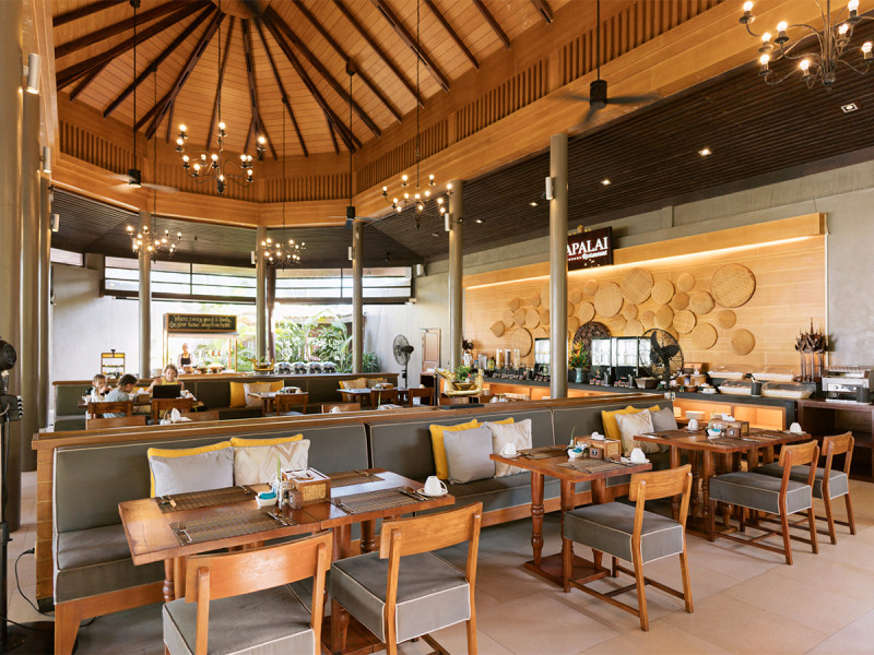 Apsara Beachfront Resort & Villa
