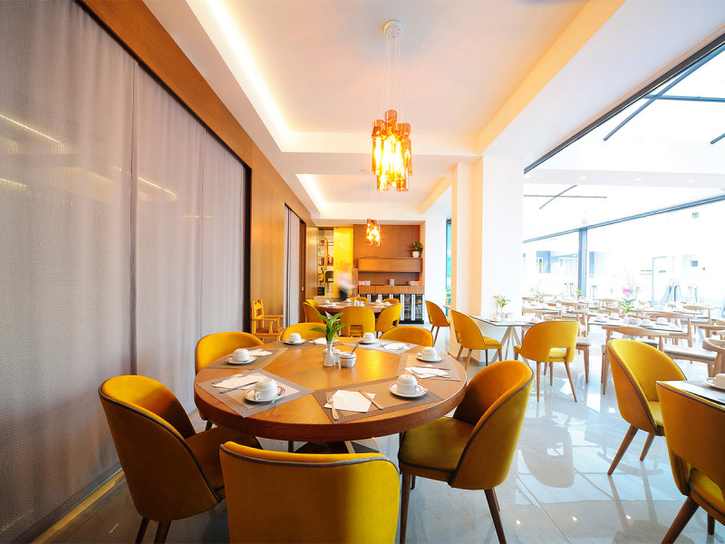 Atrium Ambiance Hotel