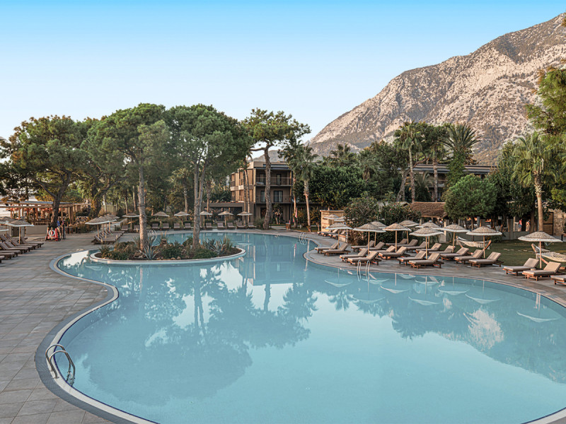Hotel Balmy Beach Resort