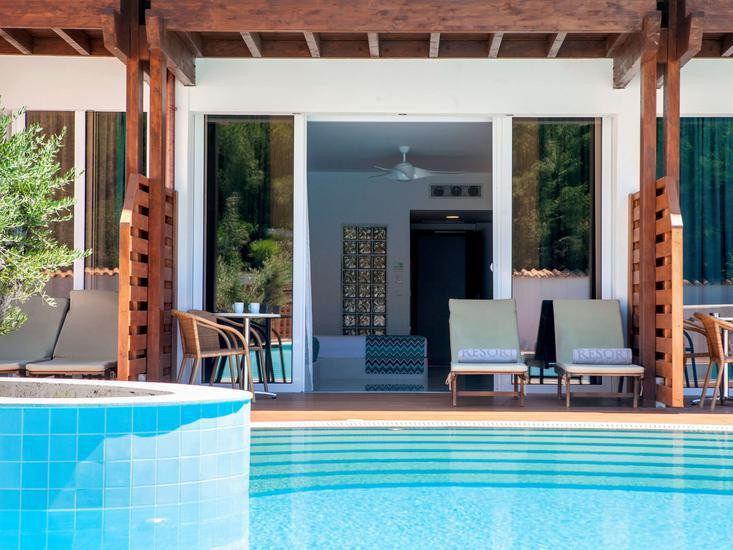 Esperos Village Blue &Spa