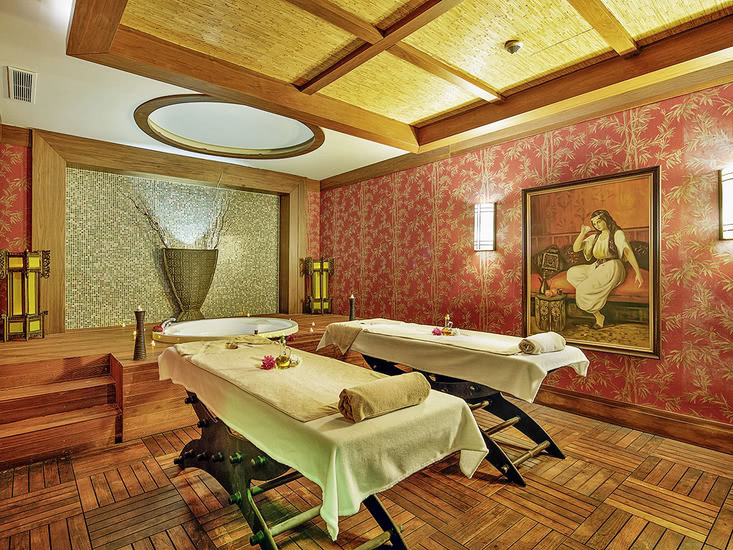 Crystal Family Comfort Collection