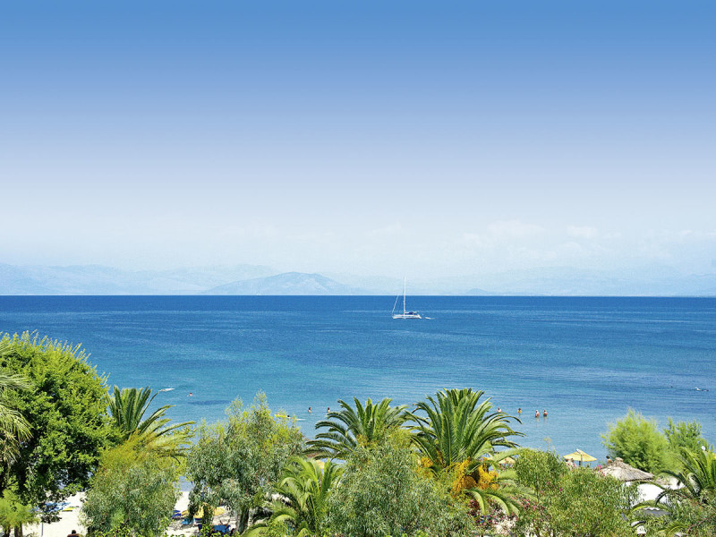 Three Stars Beach Hotel