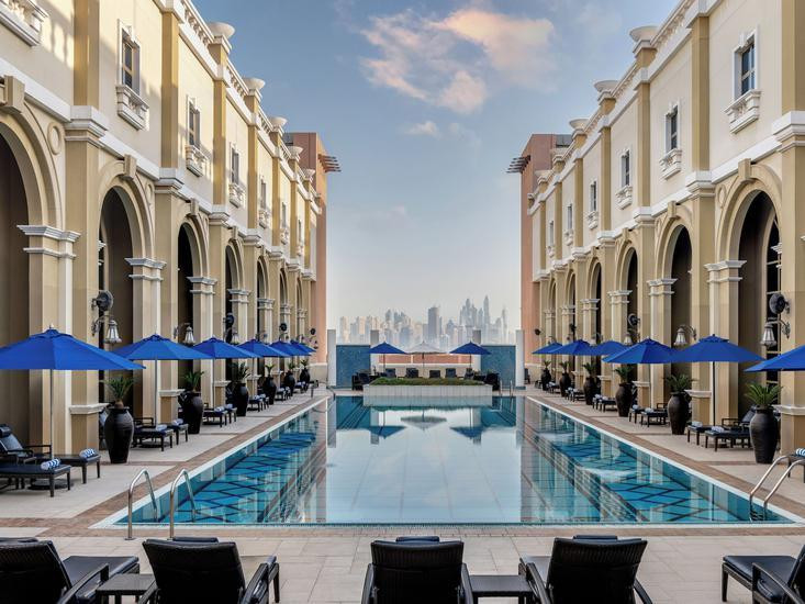 Oaks Ibn Battuta Gate