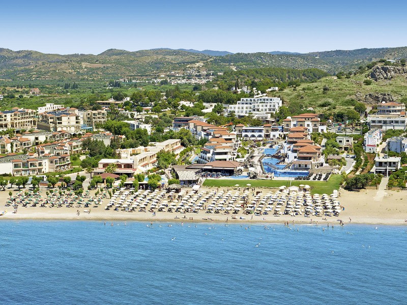 Costa Lindia Beach Resort & Spa