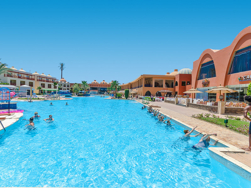 Hotel Titanic Beach