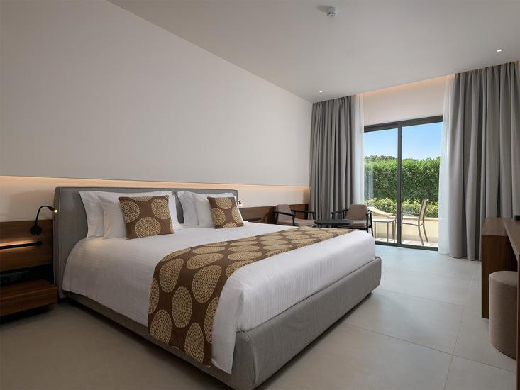 The Ixian Grand&AllSuites