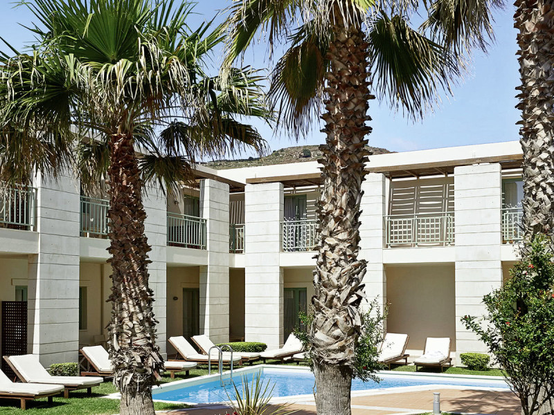 Giannoulis Grand Bay Beach Resort