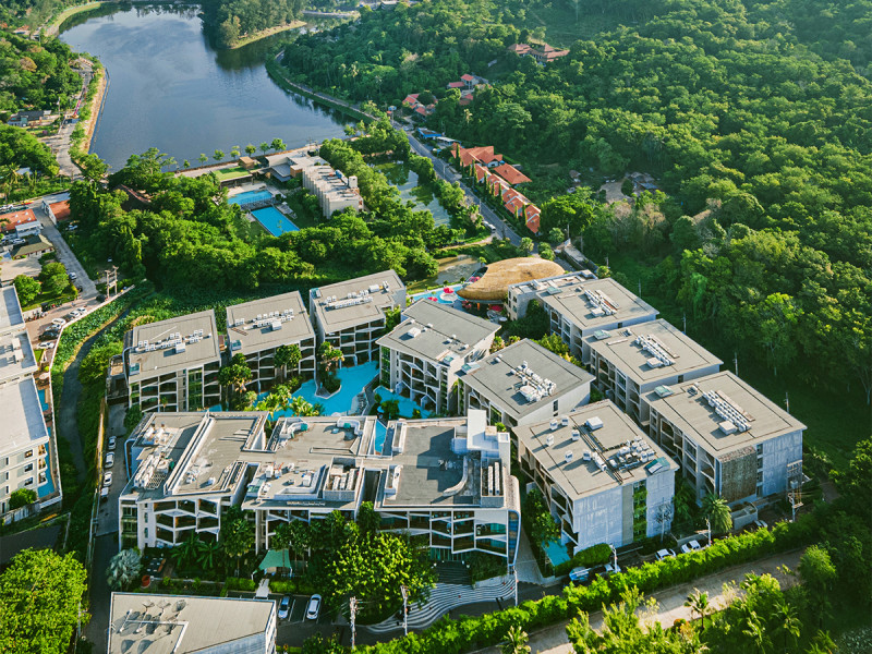 Wyndham Grand Nai Harn