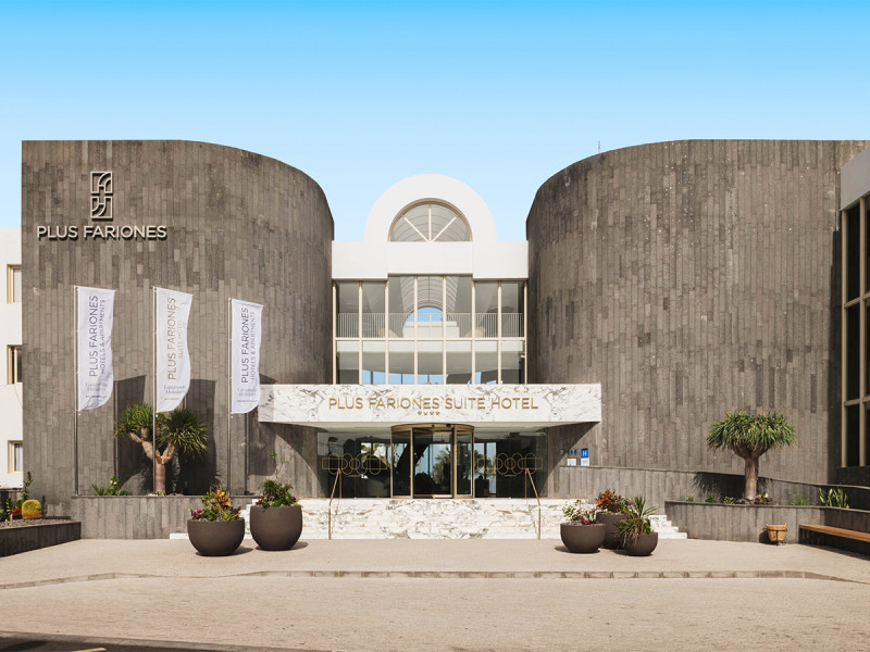 Plus Fariones Suite Hotel