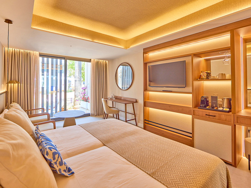 Universal Hotel Grand León & Spa